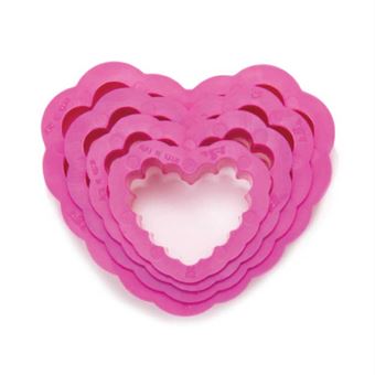 Picture of DECORA SCALLOPED HEART PLASTIC CUTTERS 4, 5, 6 & 8CM H 22CM